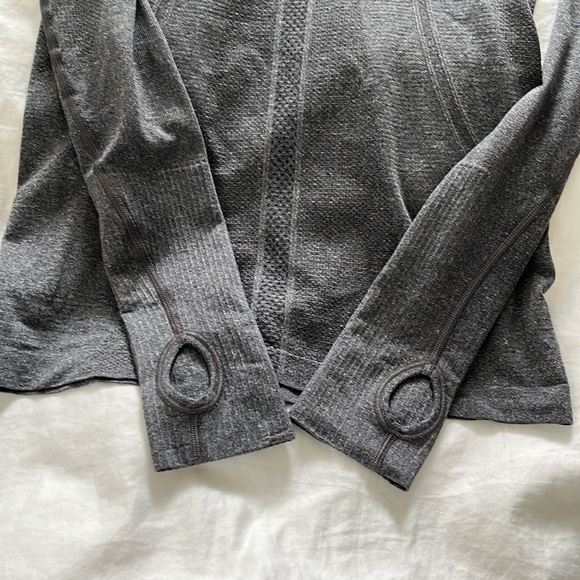 Lululemon Swiftly Long Sleeve - Picture 4 of 5